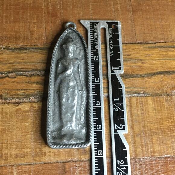 Vintage Pewter Relief Pendant | Arched Spiritual Figure | 70s Folk Style - Picture 2 of 6